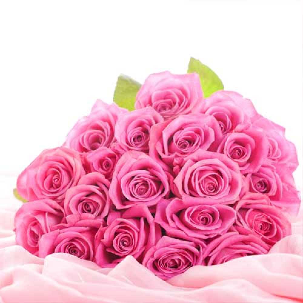 Открытка на каждый день с именем, Рая Большое спасибо розовые розы с подписью Прикольная открытка с пожеланием онлайн скачать бесплатно 